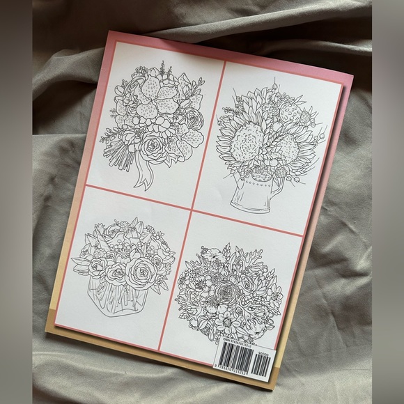 Adult Colouring Book - Flower Bouquets - Picture 3 of 3